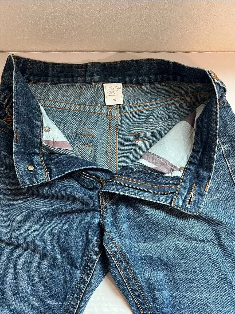 True Religion Joey Super T Bootcut Mens Jeans Size 30x33 Medium Wash USA